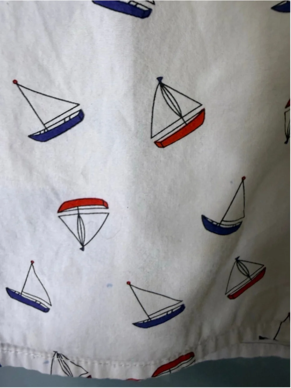 Boys' Button Down Shirt White Blue Red Sailboat Print Presumed Size 4T